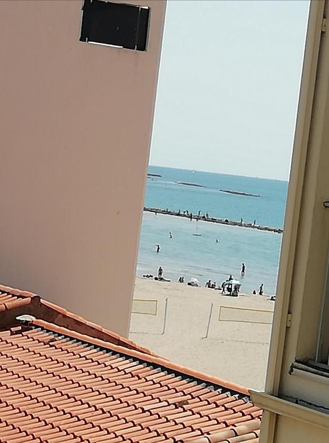 Les Pieds Dans L'Eau Apartment Le Grau-dʼAgde Екстериор снимка